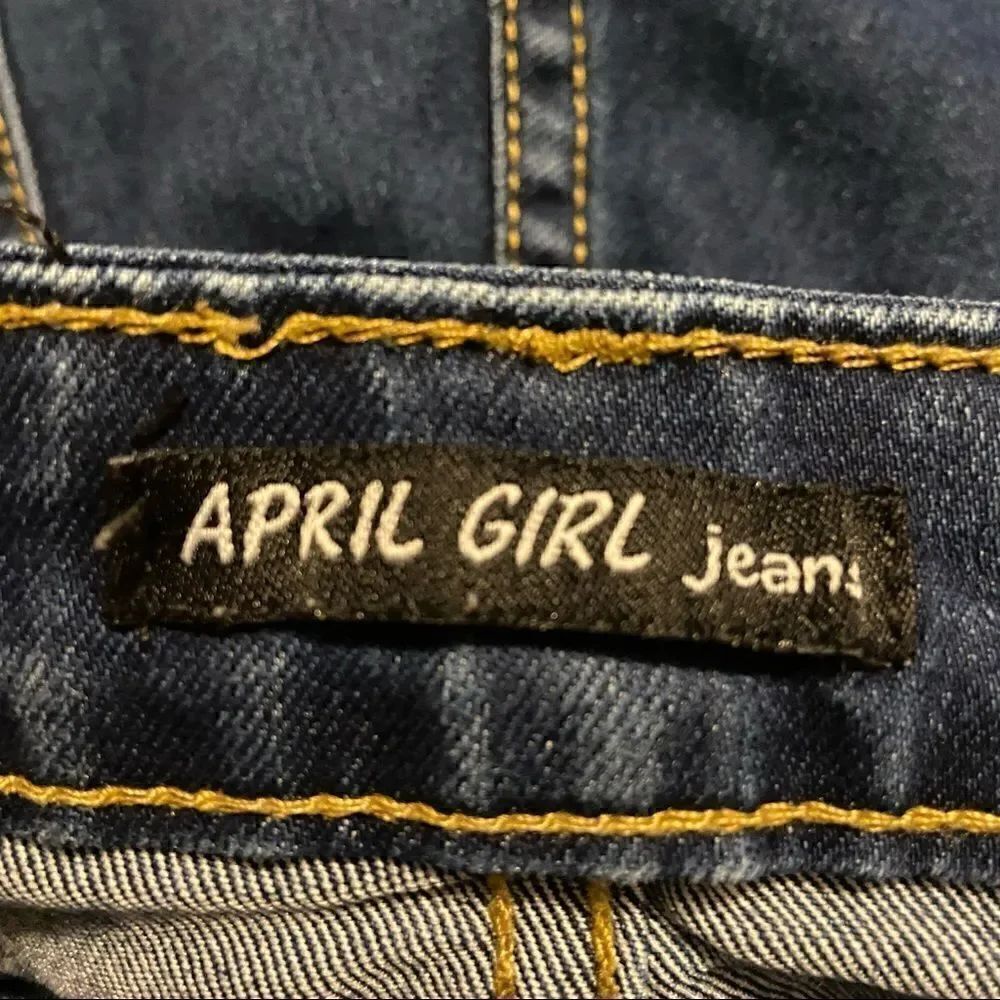 April Girl Jeans    - Picture 6 of 8